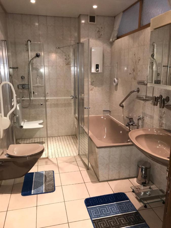 Вилла Ferienhaus Loehr Mit Treppenlift Кобленц Экстерьер фото